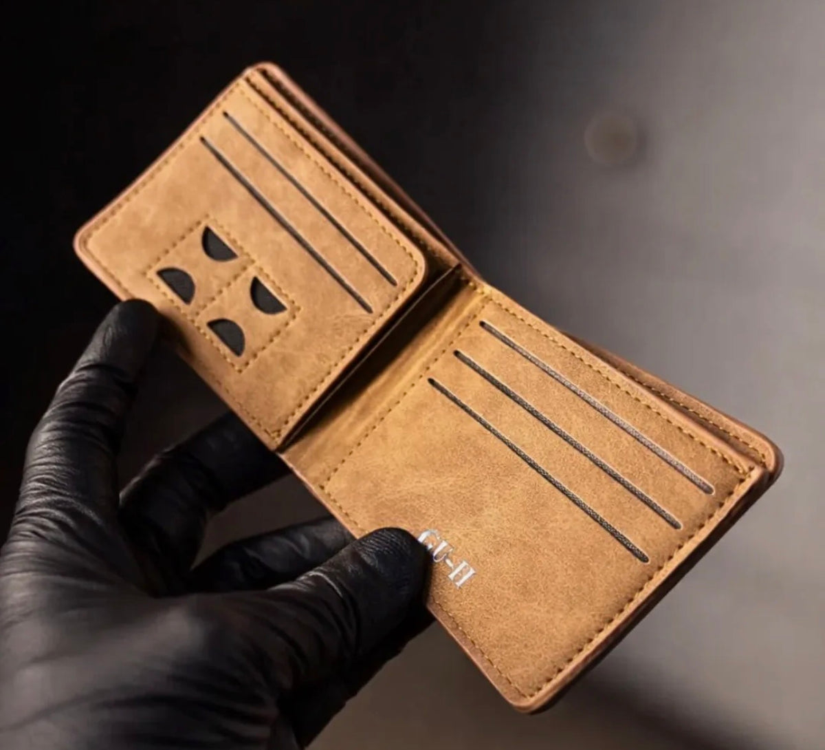 Premium Leather Wallet – Slim & Spacious